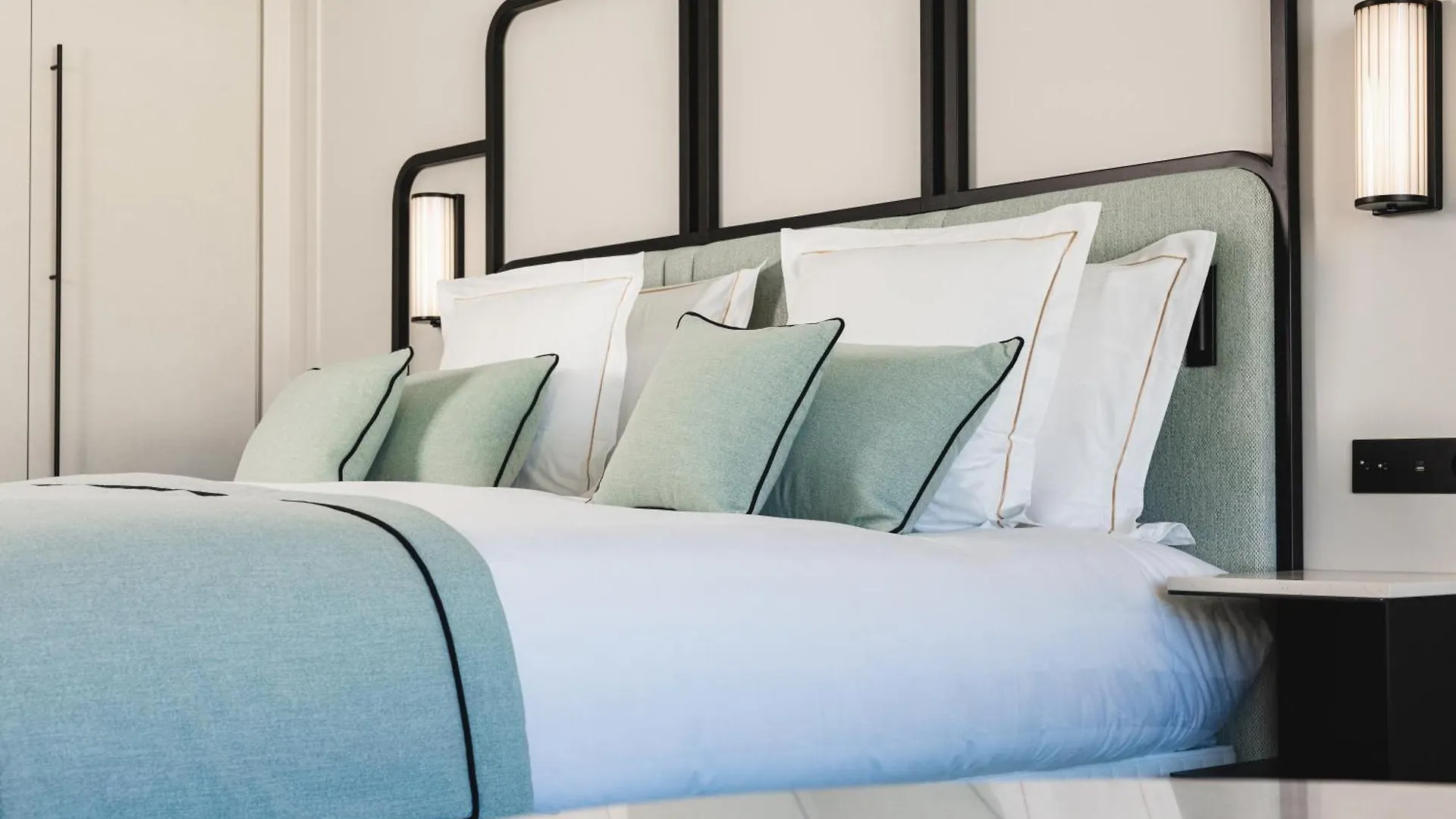 ***** Hotel Mondrian Cannes France