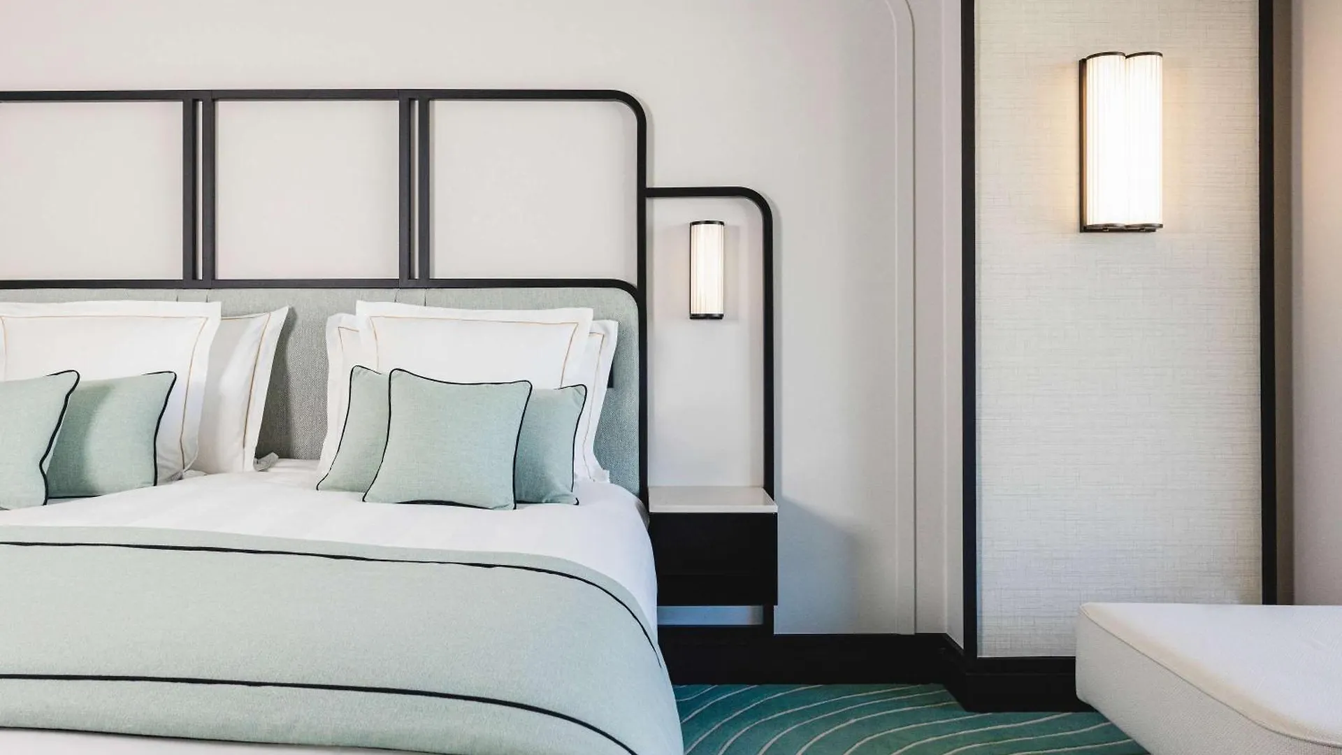 ***** Hotel Mondrian Cannes France