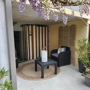 Appartement T2 Terrasse De Charme à Rochebonne 400 M 