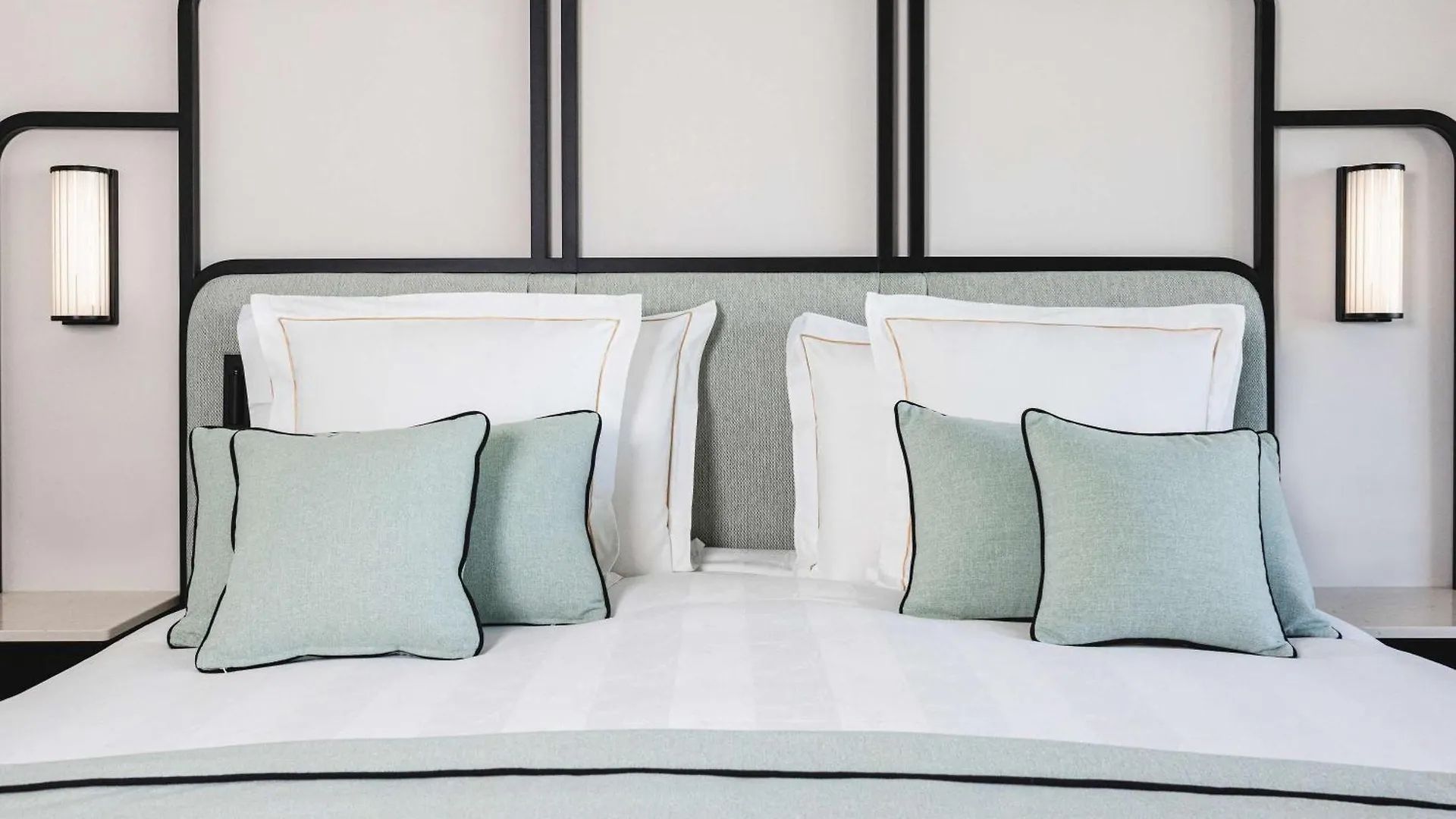 ***** Hotel Mondrian Cannes France