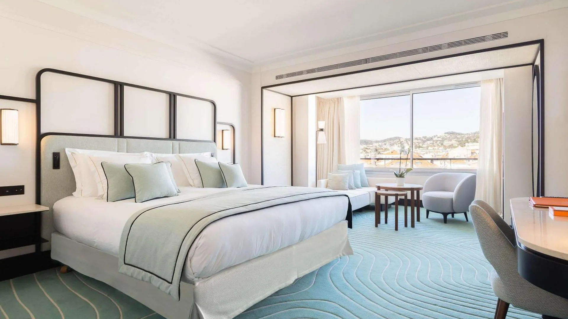 Mondrian Cannes