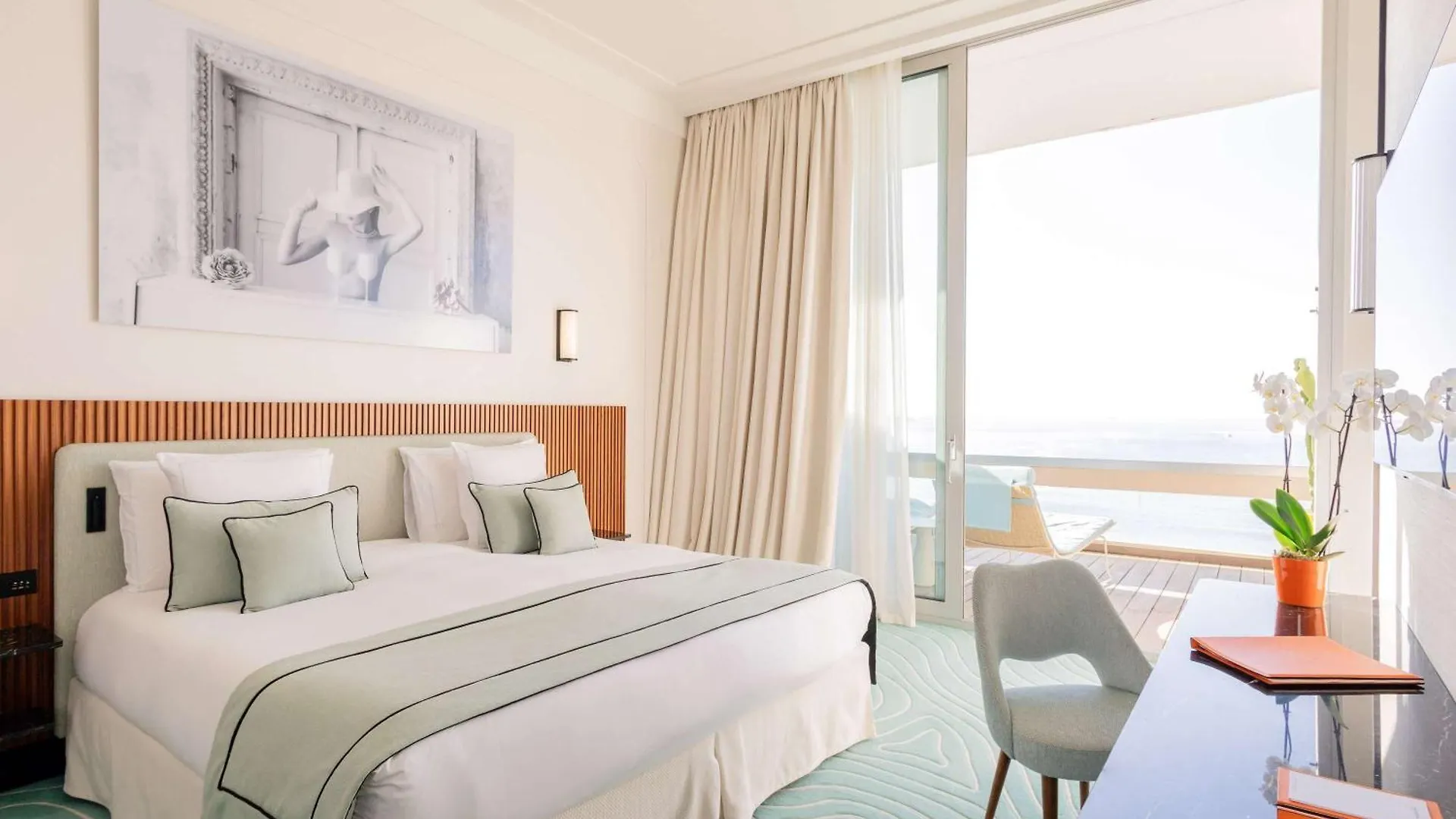 ***** Hotel Mondrian Cannes Frankreich